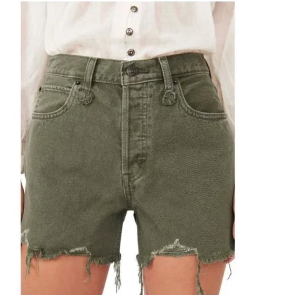 Free People Green Jean Shorts with Distressed Hem size 31 but fit like a 29
